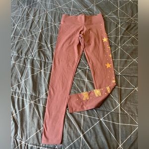 LAST PRICE🍒🤍 PINK VICTORIA’S SECRET yoga leggings